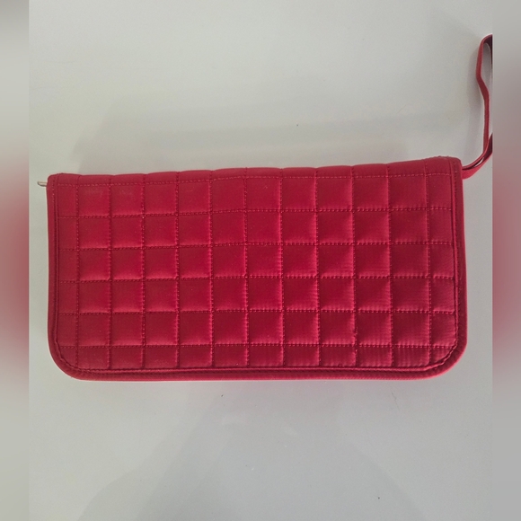 lug Quilted Tango Travel Wallet - Raspberry - Picture 2 of 5